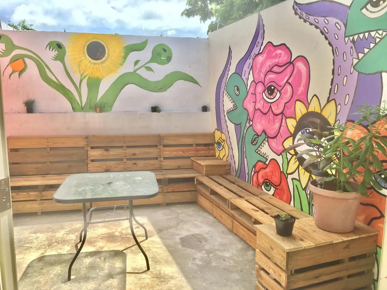 Hostel H1 Miramar San Juan